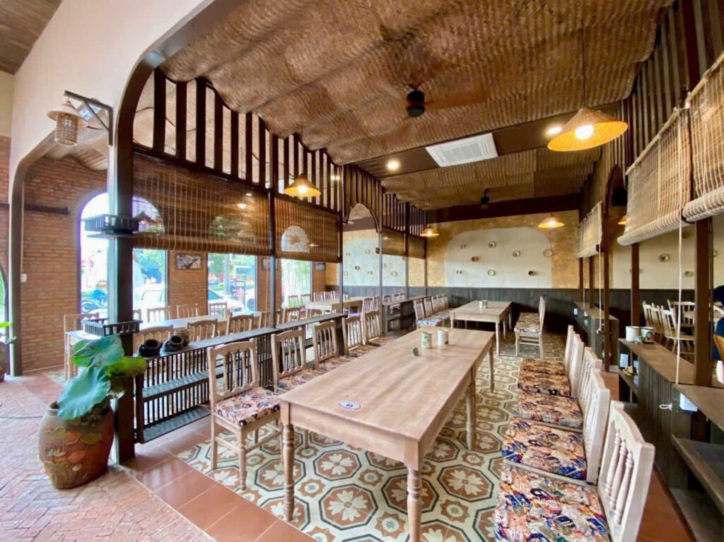 Cơm Niêu Phan Thiết – 1 Hương Vị Truyền Thống Cho Ngày Đầu Kết Thúc Xuân 7 Cơm Niêu Phan Thiết – Hương Vị Ấm Áp Cho Ngày Đầu Kết Thúc Xuân