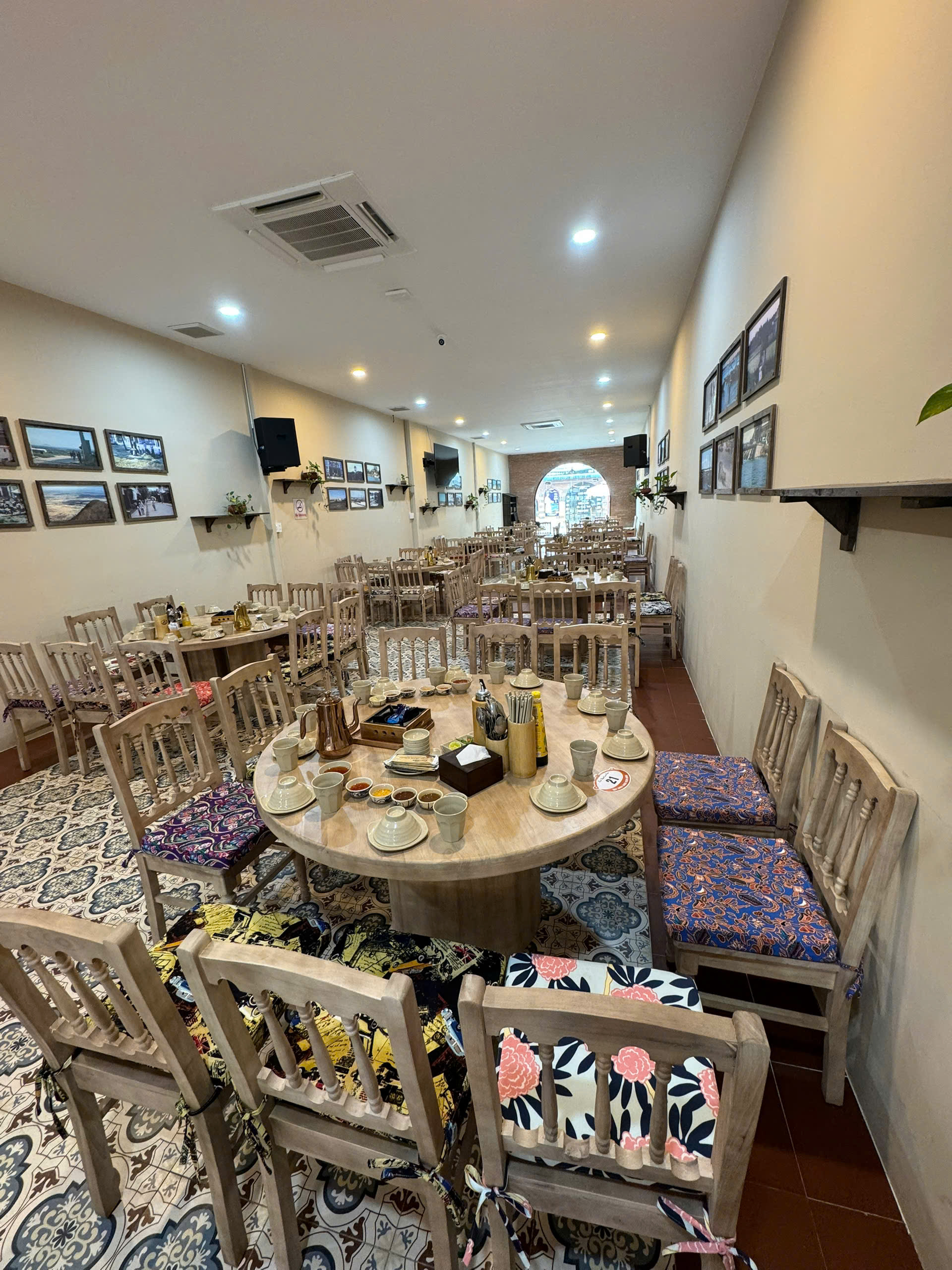 Thưởng thức Cơm Niêu Phan Thiết & Combo Hải Sản 6 Món Hấp Dẫn tại Kim Anh Quán 2 Kim Anh Quán – Điểm Đến Lý Tưởng Thưởng Thức Cơm Niêu Phan Thiết