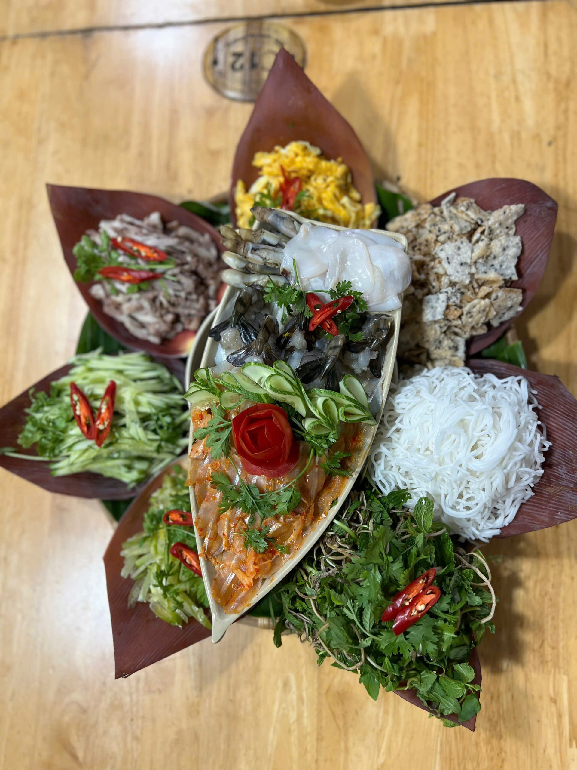 Lẩu Thả Phan Thiết – 1 Món Ngon “Gói Gọn” Cả Hương Vị Biển 3 Khu E – Phòng Lạnh Mặt Trước Sức Chứa 60 Khách